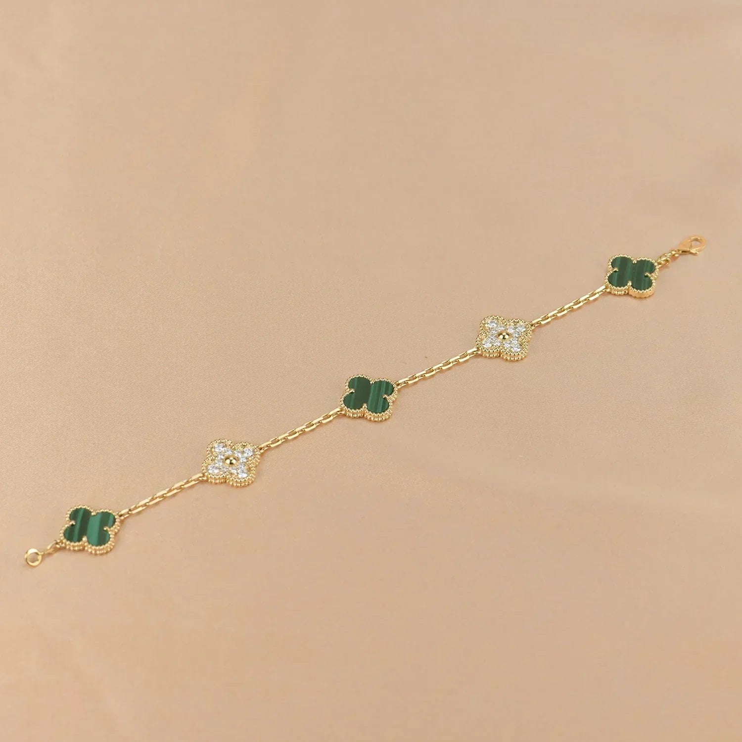 VCA CLOVER 5 MOTIF MALACHITE BRACELET COLLECTION